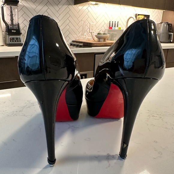 Christian Louboutin heels - Picture 2 of 3